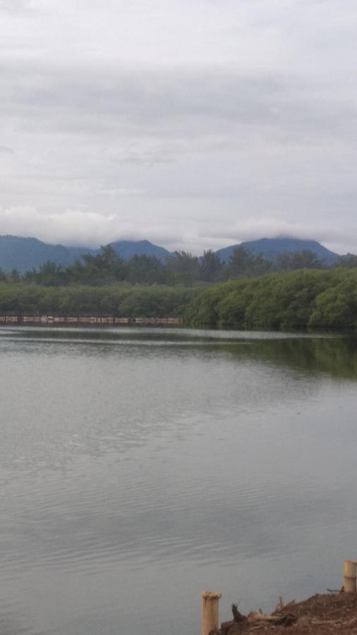 Cnunk Bungalow กิลิเมโน ภายนอก รูปภาพ